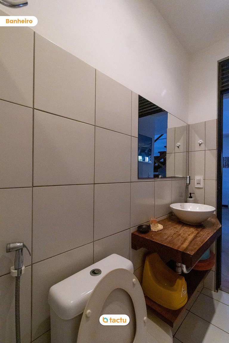 Casa Gracinda, com enorme piscina e jardim em Fortim